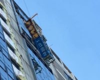 люлька с рабочими упала