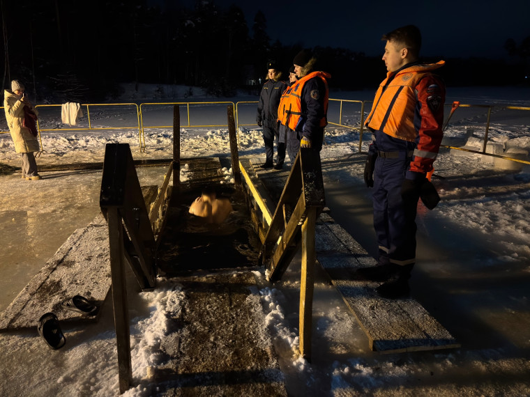 Крещенские купели на Талке собрали около 800 ивановцев