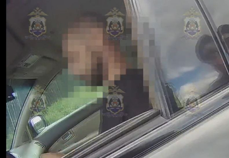 В Новгородской области осуждён наркокурьер из Подмосковья, перевозивший четыре кг наркотика