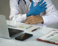 Заведующий моргом в Санкт-Петербурге продавал кости и органы умерших на опыты