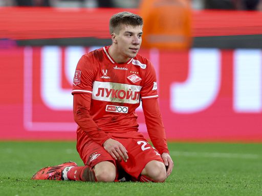 футболист Игорь Дмитриев