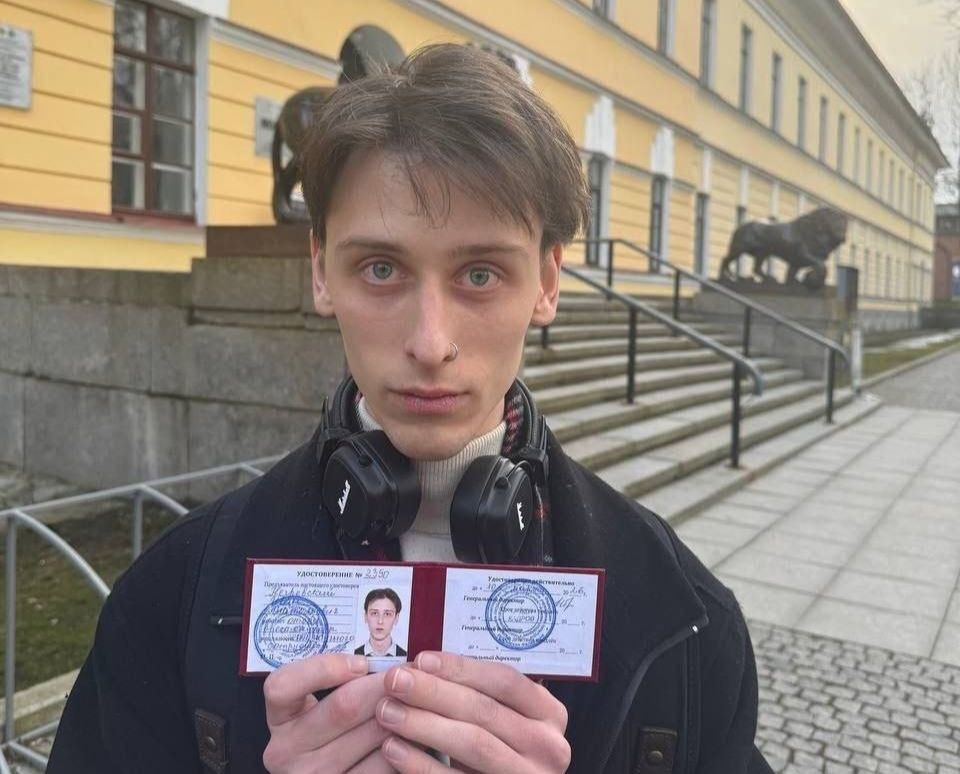 Обвиняемого в смертельном избиении студента у новгородского ресторана «Квартира Онфима» отправили в СИЗО