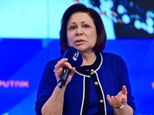 депутат Ирина Роднина