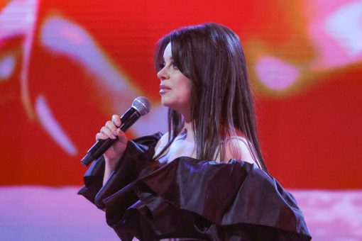 Наташа Королева получила от Тарзана весьма необычный подарок на 8 Марта