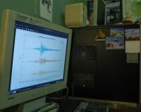 Под Магаданом из-за сильного землетрясения падала посуда и трещали стены