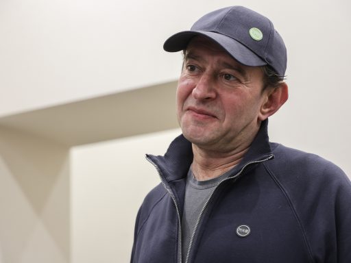 актер Константин Хабенский