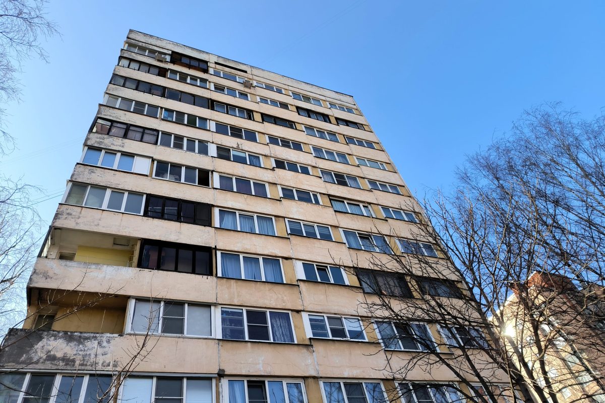 Многоэтажный дом