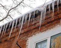 Что нужно делать 8 марта с сосульками, чтобы быть красивой и не одинокой?