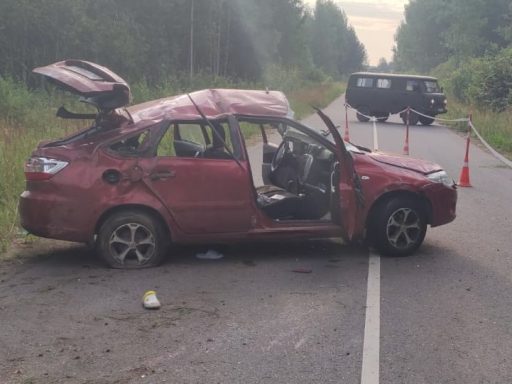 За гибель двух девушек в ДТП близ Крестец водитель получил девять с половиной лет колонии