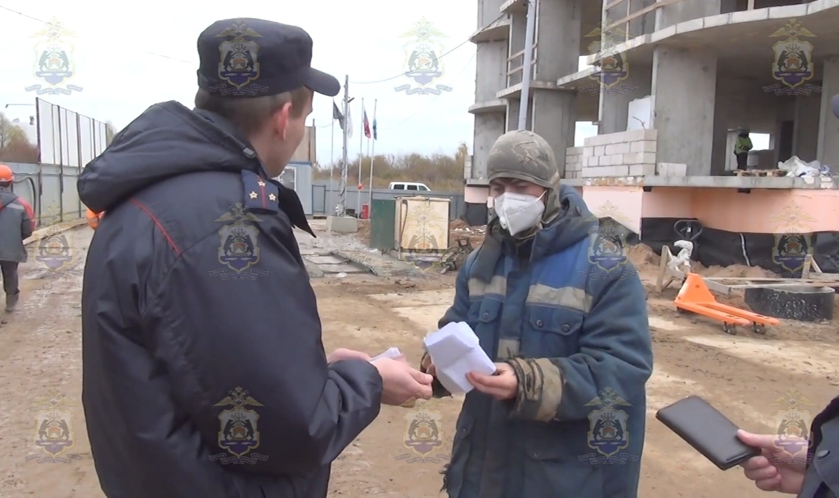 Предпринимательница из Валдая оплатит жизнь гастарбайтера в Центре временного содержания