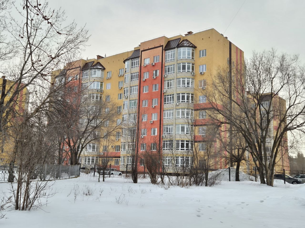 Многоэтажный дом