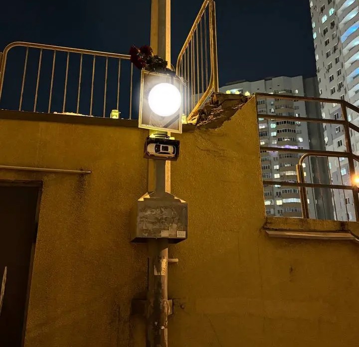 ребенок упал с возвышенной игровой площадки