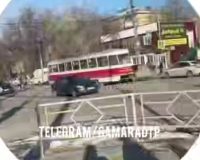 трамвай сбил девушку