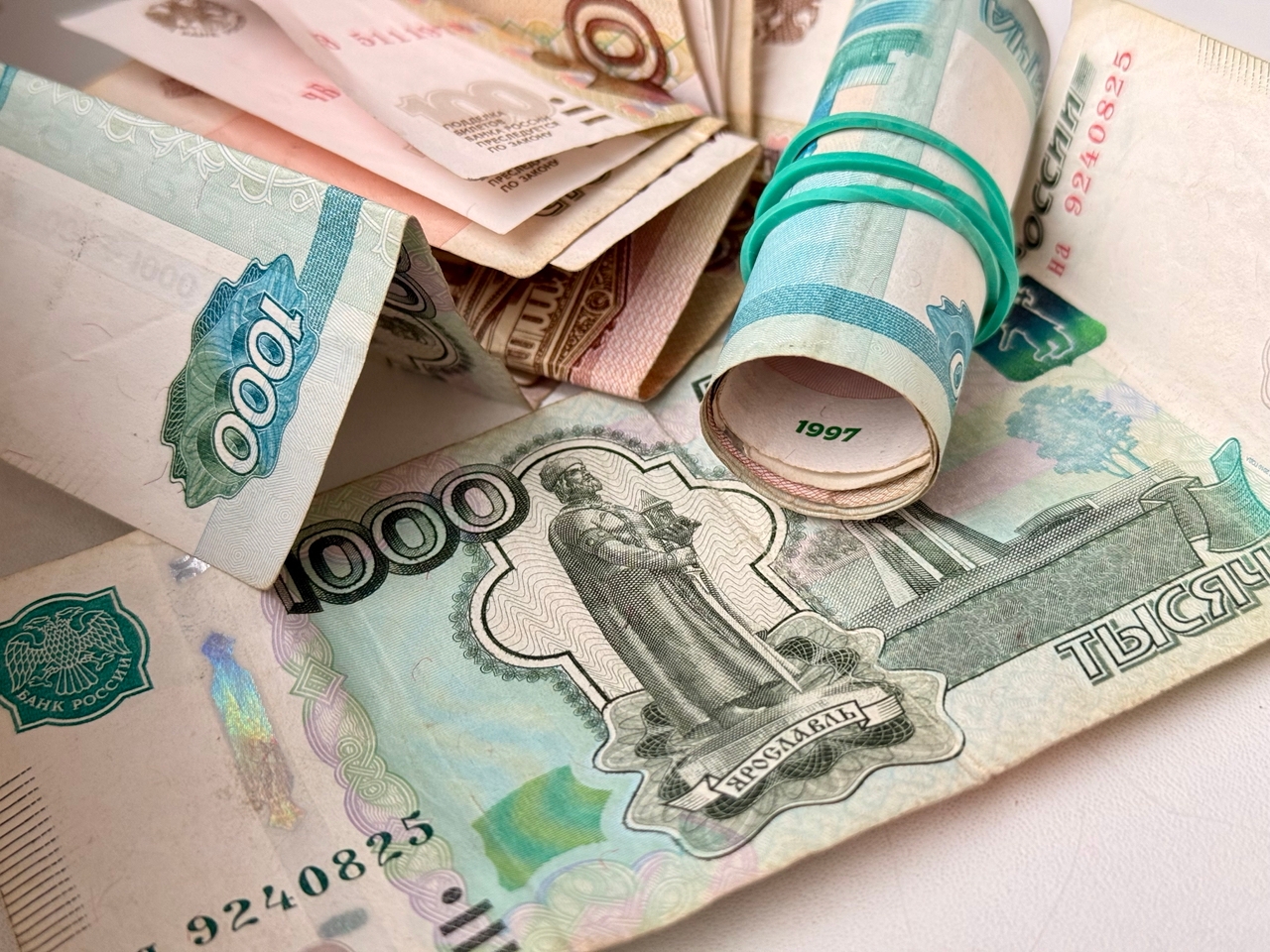 Пенсионерка из Комсомольского района отдала курьеру 805 тысяч рублей