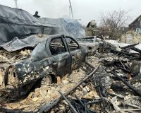 В селе Тейковского района сгорели два гаража с тремя машинами внутри