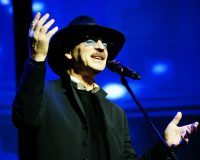 Знаменитый Д