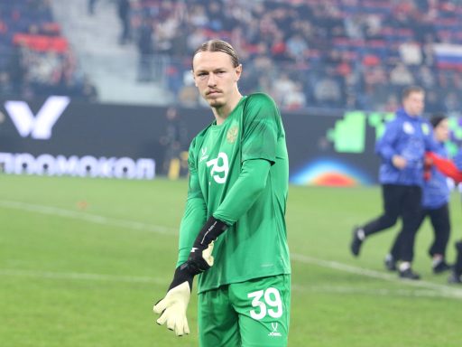 вратарь Матвей Сафонов