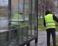 В Иванове приступили к мытью остановок