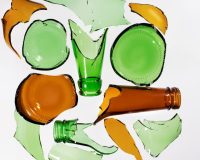 разбила бутылку о голову и спаслась