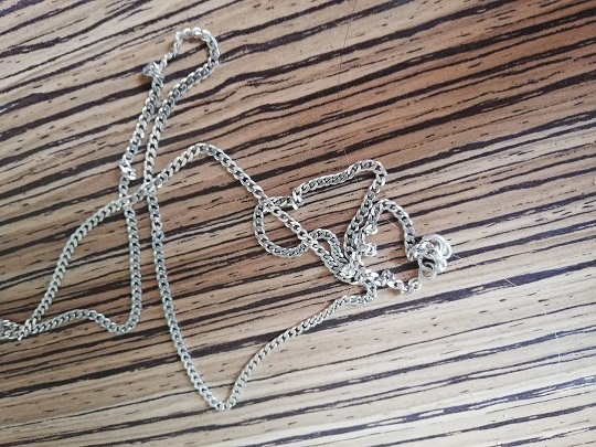 В Иванове посиделки в машине закончились грабежом