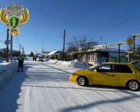 спрятался в чужом погребе