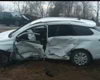 В Пензенской области в ДТП с двумя «Ладами» погиб молодой водитель