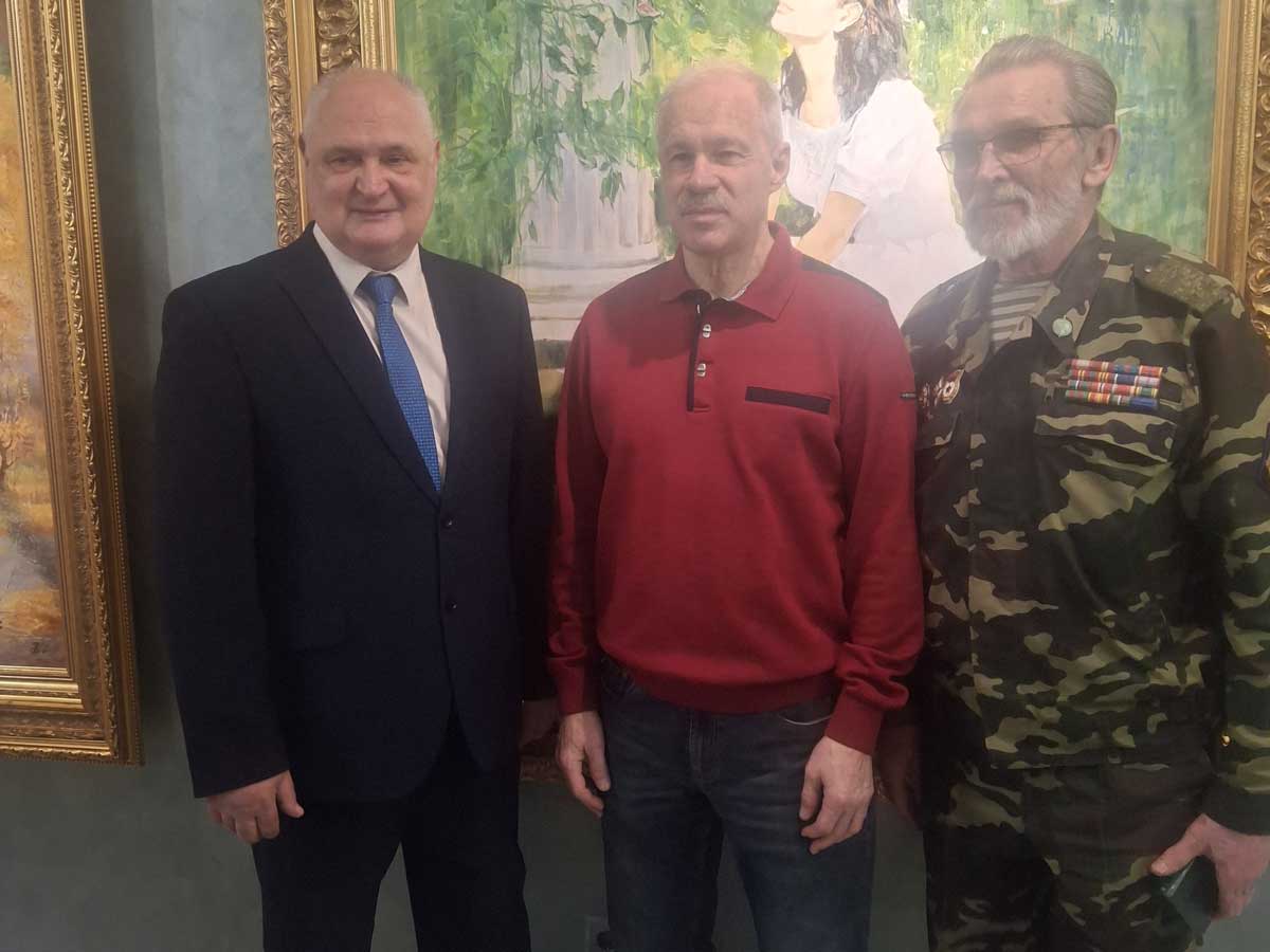 Олег Карпиков: «Теплая встреча»