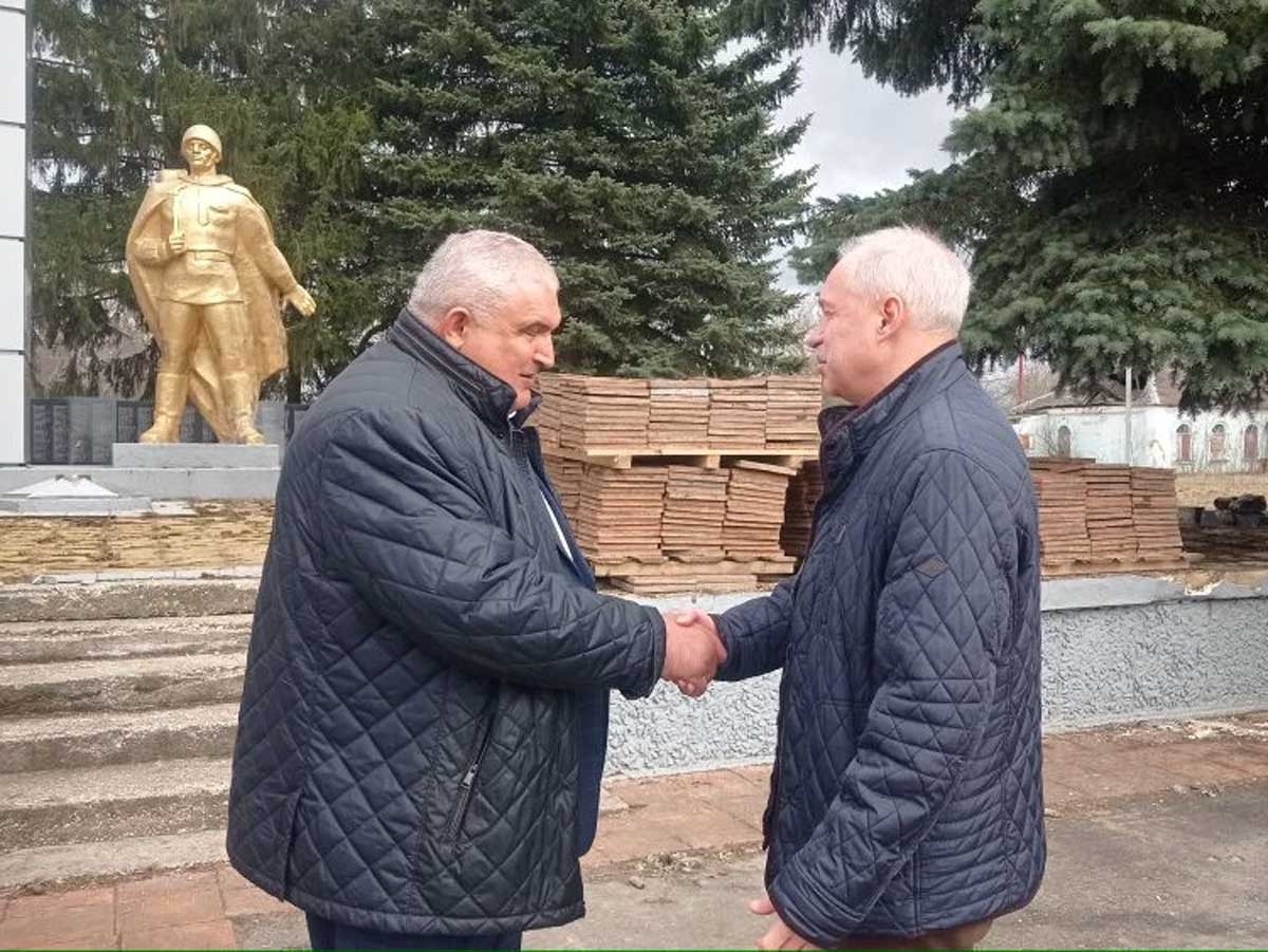 Олег Карпиков