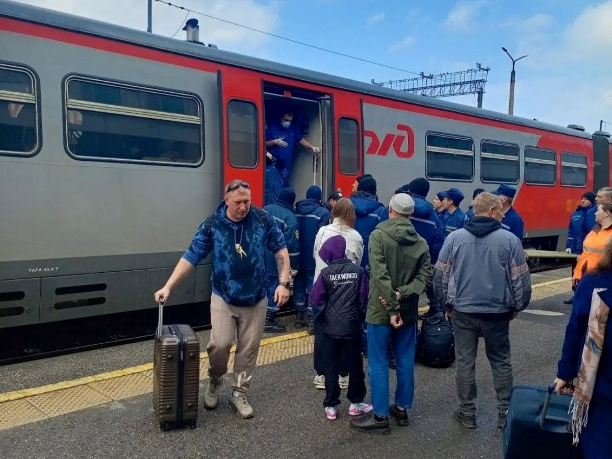 24 человека пострадали при сходе вагонов