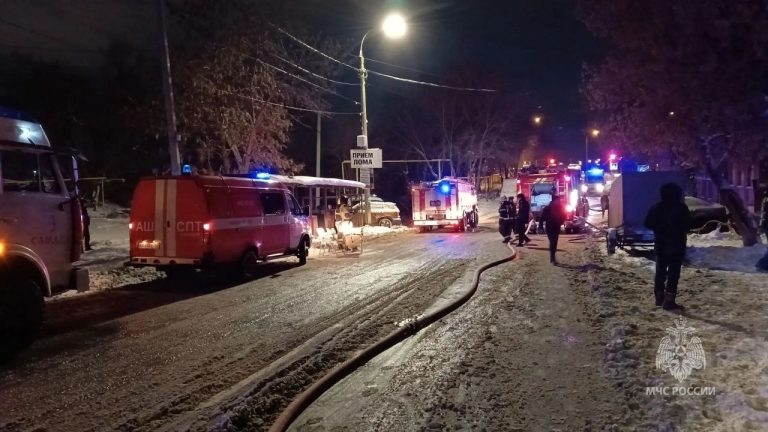 пожар два дома