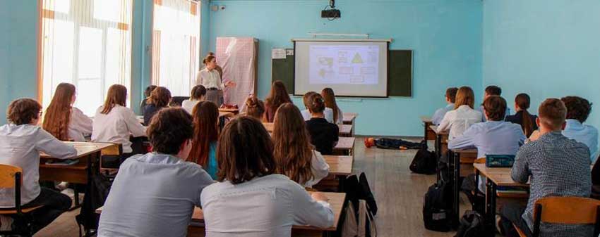 «Орелэнерго» укрепляет сотрудничество с учебными заведениями в рамках всероссийского энергомарафона