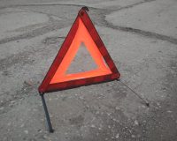 В Пензе неизвестный водитель во дворе протаранил иномарку и скрылся