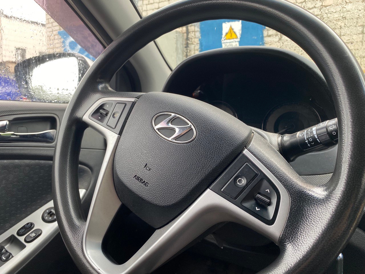Пензячка купила несуществующее авто премиум-класса за 3 500 000 рублей