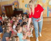 Уступи дорогу поездам