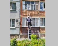 В Пензе пожарные спасли ребенка, закрывшего изнутри дверь квартиры