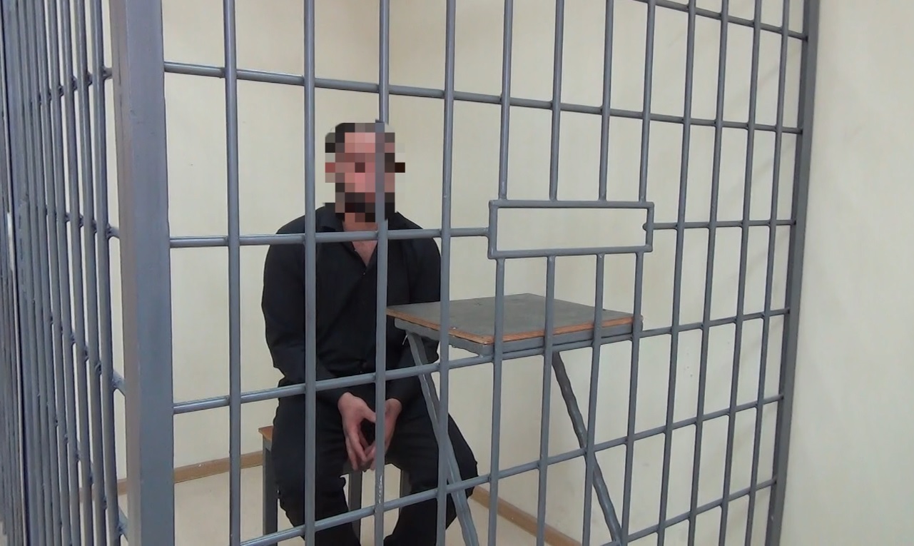 Боровичские полицейские раскрыли грабёж, совершённый гостем из Череповца
