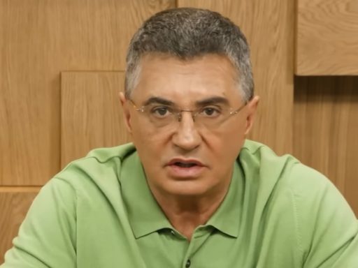 Доктор Александр Мясников