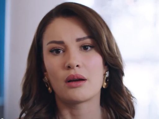 В Турции простились со звездой сериала «Клюквенный щербет» Эдже Иртем