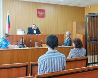 В Тейковском районе начался суд над курьером, обокравшим мать погибшего бойца СВО