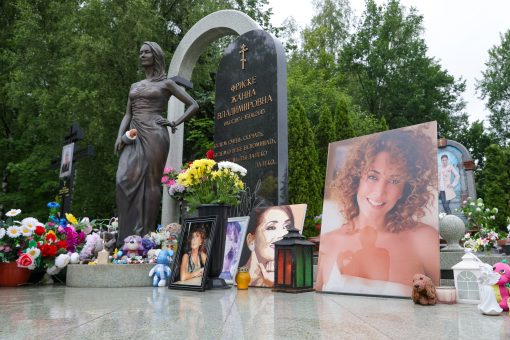 Отец Жанны Фриске лишил ее сына Платона квартиры из-за Дмитрия Шепелева