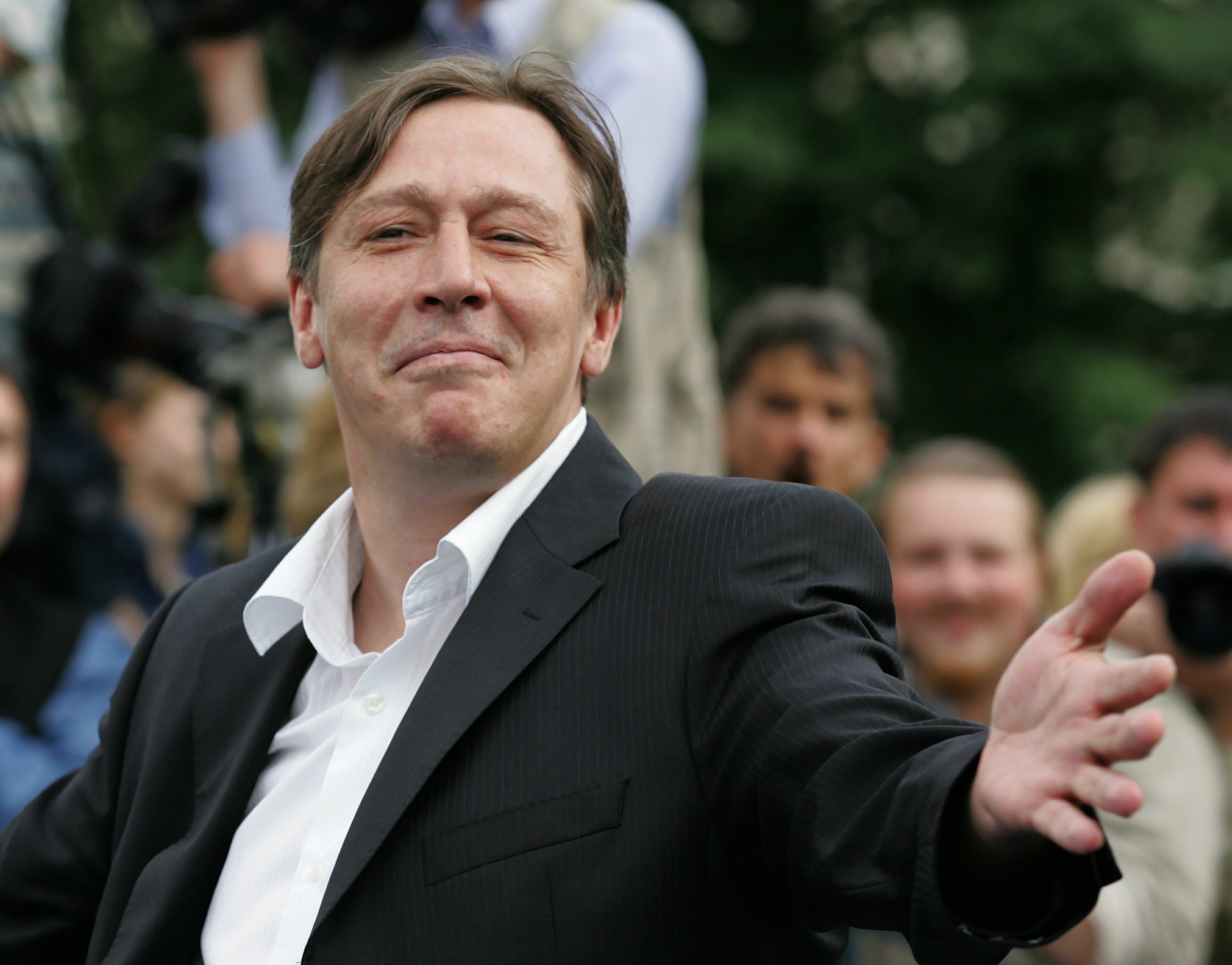 Михаил Ефремов всё оставил бывшей жене и переехал к молодой возлюбленной