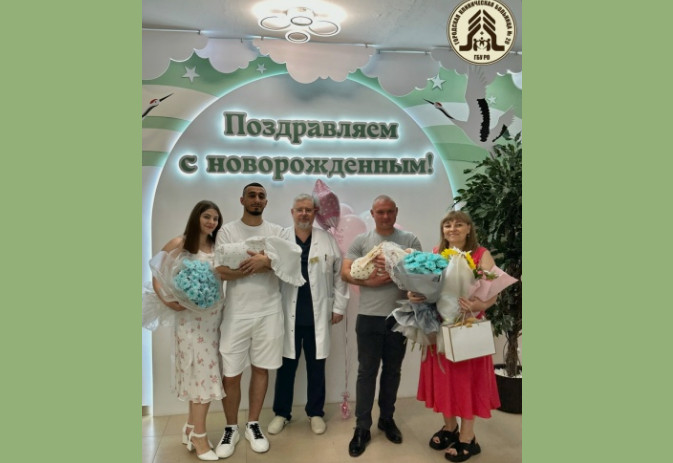 В Ростове мама и дочка с разницей в день и в одном роддоме родили девочек.
