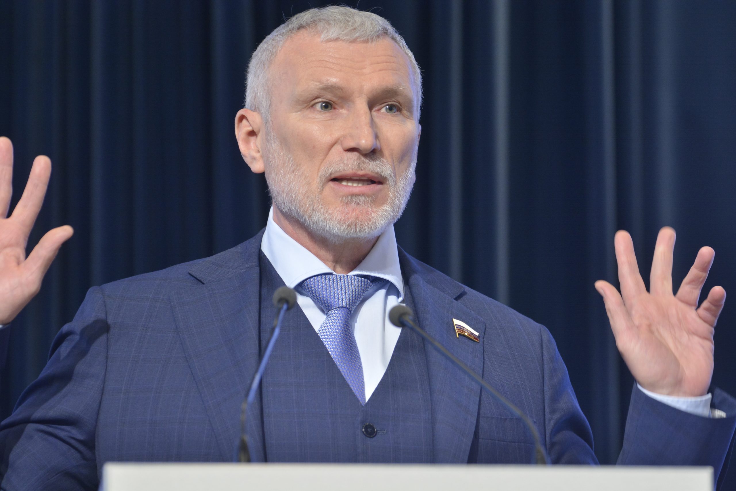 депутат Алексей Журавлев