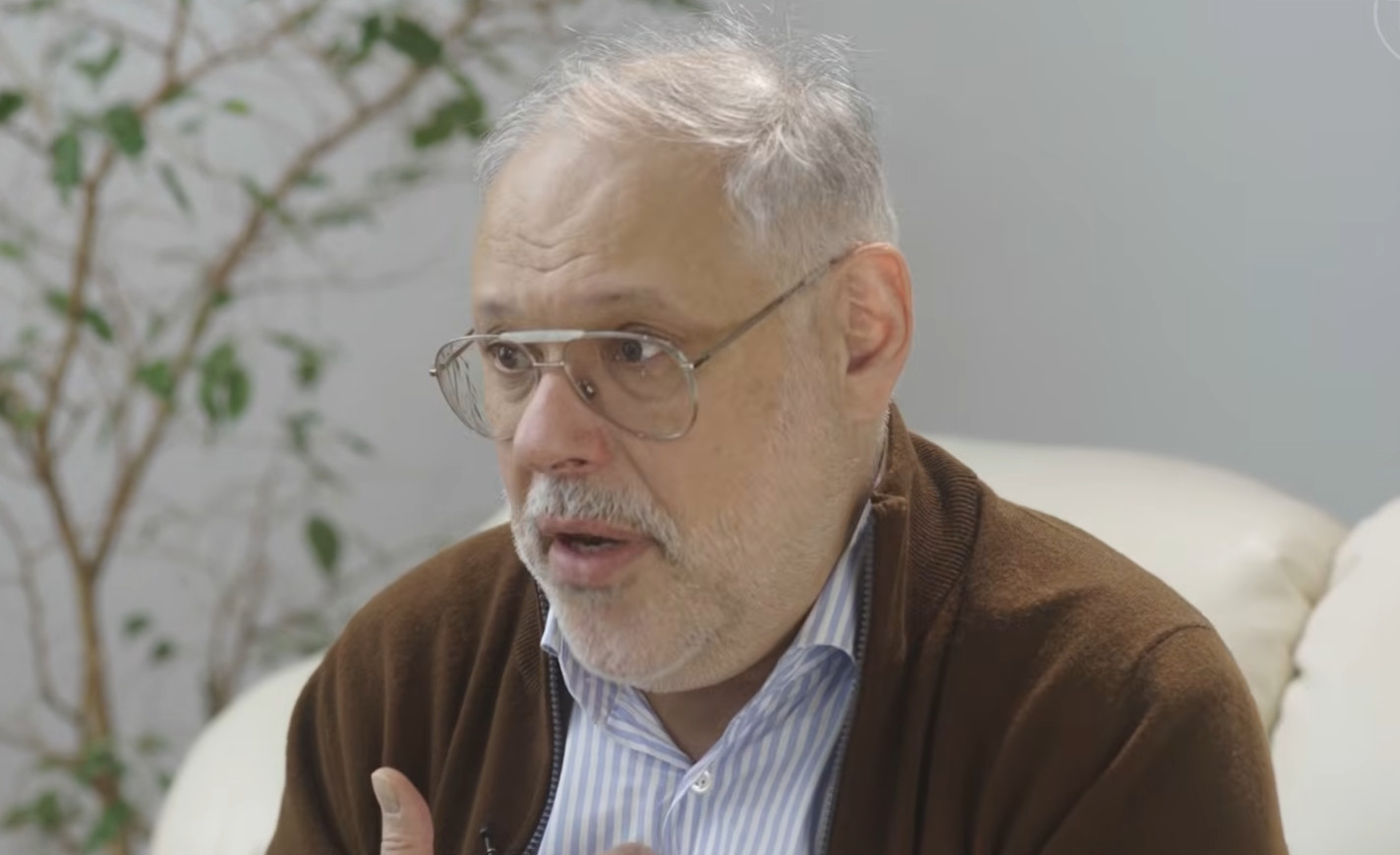 экономист Михаил Хазин