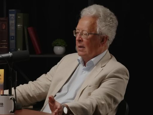 экономист Валентин Катасонов