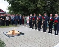 В селе Дросково Орловской области зажжен Вечный огонь