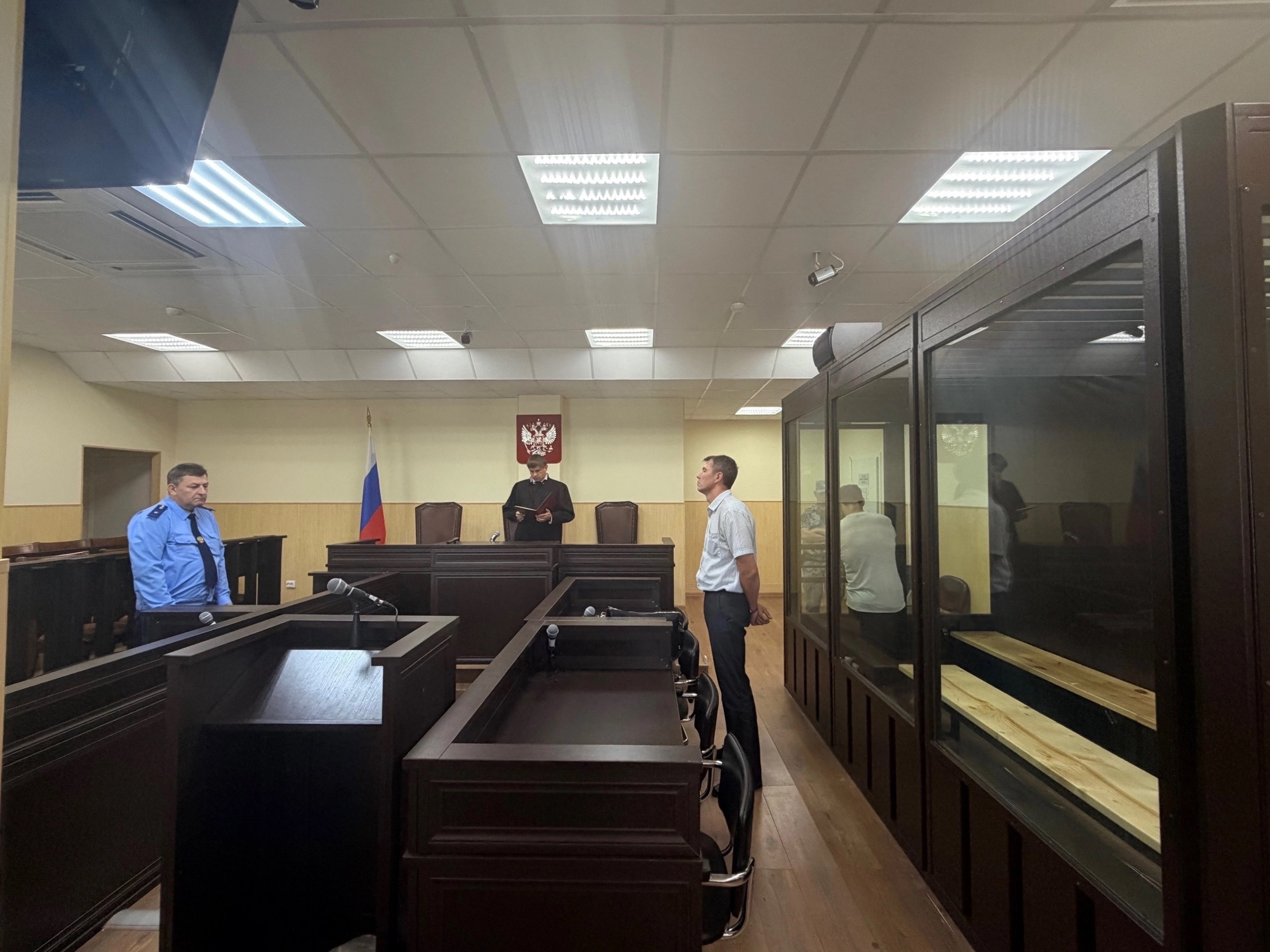 Двадцать лет колонии назначил педофилу Новгородский областной суд