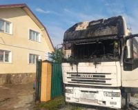 В Новгородской области молния ударила в грузовик