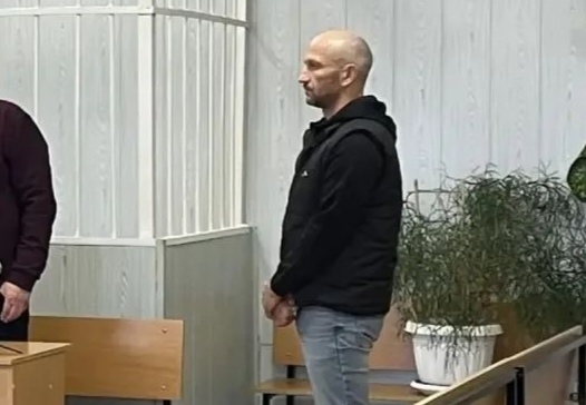 В Валдае за взятку сотруднику ФСБ «за гастарбайтера» реальный срок получил начальник строительного участка Выдра