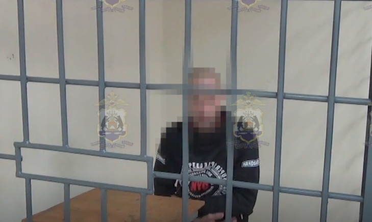 «Шалун» с пистолетом: «Я забираю ваше золото!»